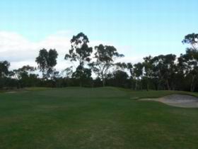 Naracoorte Golf Club - Surfers Paradise Gold Coast 0