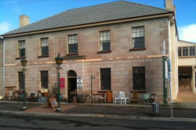 Wildes Antiques - Surfers Paradise Gold Coast 0