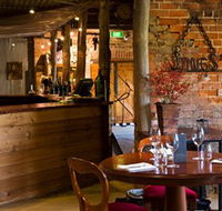 Jones Winery  Vineyard Cafe - Surfers Paradise Gold Coast