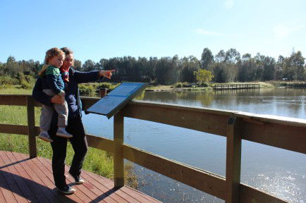Hunter Wetlands Centre Australia - Surfers Paradise Gold Coast 0
