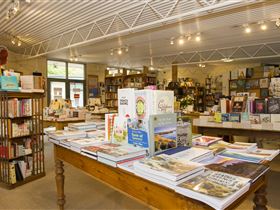 Matilda Bookshop - Surfers Paradise Gold Coast 3