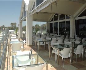 Moama Sports Club - Surfers Paradise Gold Coast 2