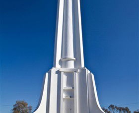 Monument Hill - Surfers Paradise Gold Coast 2