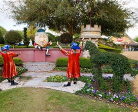 Hunter Valley Gardens - Surfers Paradise Gold Coast 5