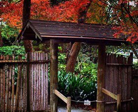 Japanese Gardens And Teahouse Campbelltown - Surfers Paradise Gold Coast 4