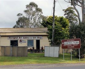 Apma Creations Aboriginal Art Gallery And Gift Shop - Surfers Paradise Gold Coast 1