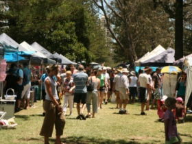 Coolangatta Art And Craft Markets - Surfers Paradise Gold Coast 1