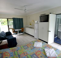 Tropical Palms Inn - Surfers Paradise Gold Coast