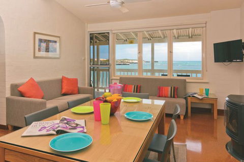 Rottnest Island Authority Holiday Units - Longreach Bay - Surfers Paradise Gold Coast 2