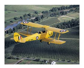 Royal Newcastle Aero Club - Surfers Paradise Gold Coast 0