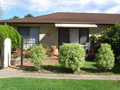 Avariella - Surfers Paradise Gold Coast 1