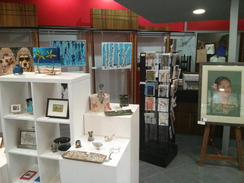 Townsville Art Society Inc - Surfers Paradise Gold Coast 0