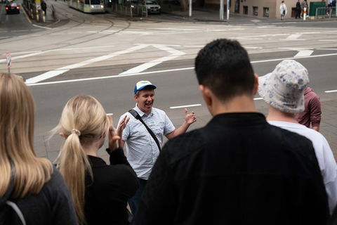 Rediscover Melbourne Tour - Surfers Paradise Gold Coast 8