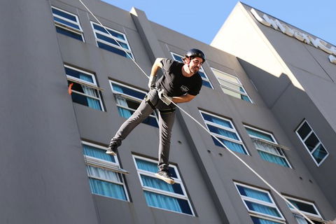 Ultimate Experience Melbourne - Surfers Paradise Gold Coast 0