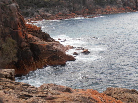 Wineglass Bay And Freycinet National Park Active Day Trip From Hobart - Surfers Paradise Gold Coast 4