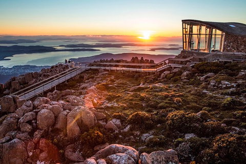 Shore Excursion: Five Of Hobart's Best In One Day - Surfers Paradise Gold Coast 0