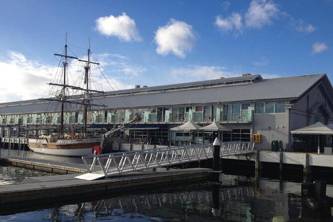 Hobart Half-Day Sightseeing Coach Tram Tour - Surfers Paradise Gold Coast 22