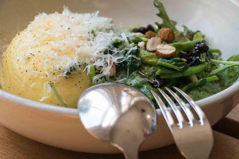 Agrarian Kitchen Eatery And Derwent Valley Gourmet Food Tour - Surfers Paradise Gold Coast 1