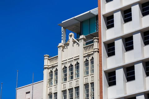 Adelaide 90-Minute Pedicab Tour: City Sights Experience - Surfers Paradise Gold Coast 9