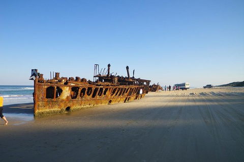 All-Inclusive 2-Day Fraser Island Tour - Surfers Paradise Gold Coast 0