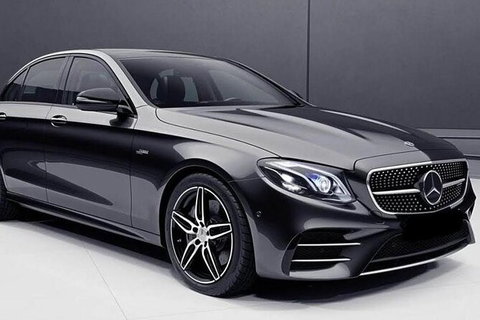 Brisbane Private Chauffeured Airport Transfer - Surfers Paradise Gold Coast 1
