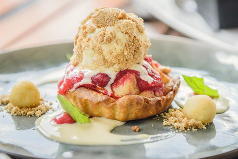 Deluxe Winery Tour To Tamborine Mountain, Includes Gourmet Two Course Lunch - Surfers Paradise Gold Coast 5