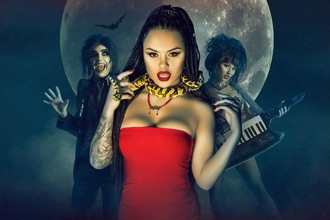 Dracula\'s Cabaret - Gold Coast - Surfers Paradise Gold Coast 2
