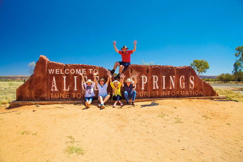 Alice Springs To Uluru (Ayers Rock) One Way Shuttle - Surfers Paradise Gold Coast 5