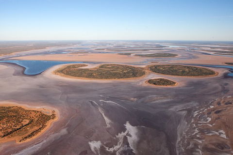 Scenic Flight: Gosses Bluff - Surfers Paradise Gold Coast 5