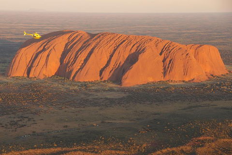 Uluru & Resort Postcard Flight - Surfers Paradise Gold Coast 2