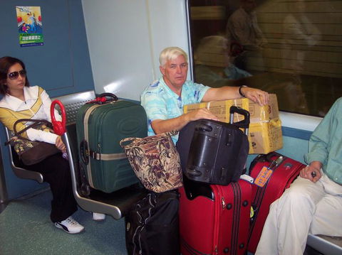 Airport Shuttle Transfer From Sydney City To Sydney Airport - Surfers Paradise Gold Coast 3
