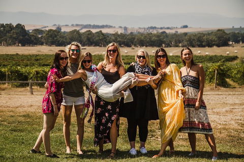 Scenic Hunter Valley Winery Tour With Boutique Wineries & Local Cheese - Surfers Paradise Gold Coast 3