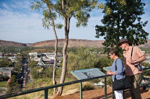 Anzac Hill - Surfers Paradise Gold Coast 0