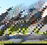 Dad Dave Mum and Mabel - Surfers Paradise Gold Coast