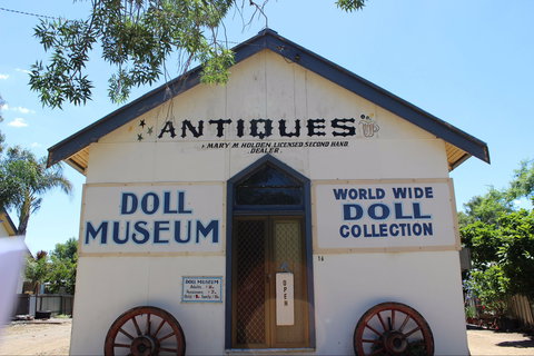 Gerogery Doll Museum - Surfers Paradise Gold Coast 0
