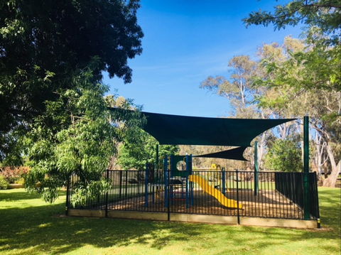 Nathalia Uncle Bob's Park - Surfers Paradise Gold Coast 2