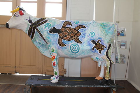 Daisy The Decorated Dairy Cow - Surfers Paradise Gold Coast 1