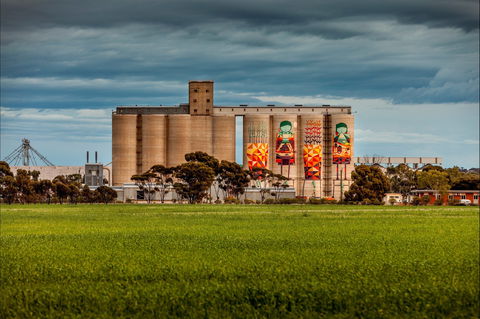 PUBLIC Silo Trail: Merredin - Surfers Paradise Gold Coast 1