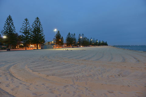Altona Beach - Surfers Paradise Gold Coast 1