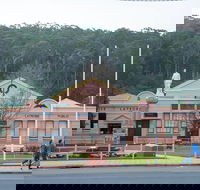 Latrobe - Surfers Paradise Gold Coast