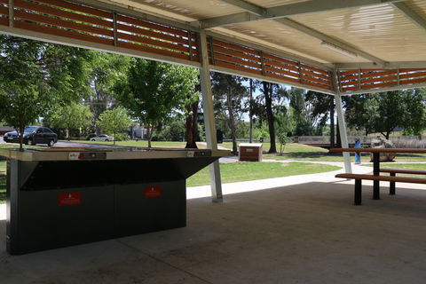 Les Stone Park - Surfers Paradise Gold Coast 2