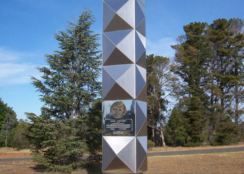 Tadeusz Kosciuszko Monument - Surfers Paradise Gold Coast 0