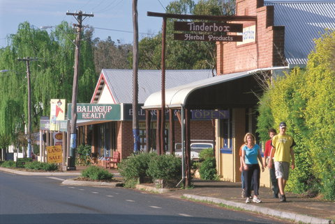 Balingup - Surfers Paradise Gold Coast 0
