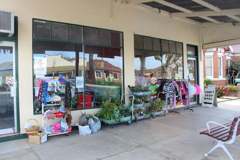 Culcairn Red Cross Craft Shop - Surfers Paradise Gold Coast 0