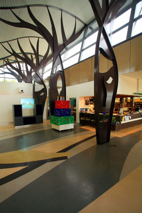 Dogwood Crossing, Miles - Surfers Paradise Gold Coast 2