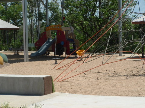 Edward Lloyd Park, Marian - Surfers Paradise Gold Coast 2