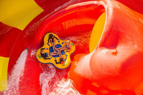 Raging Waters Sydney - Surfers Paradise Gold Coast 0