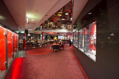 Ainslie Football And Social Club - Surfers Paradise Gold Coast 2