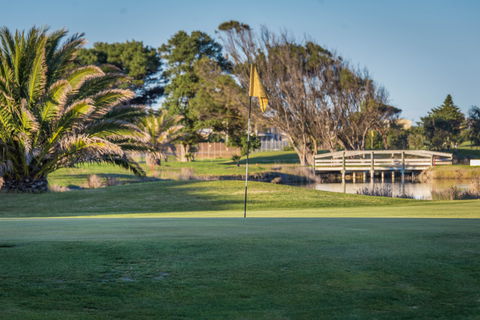South Lakes Golf Club - Surfers Paradise Gold Coast 0