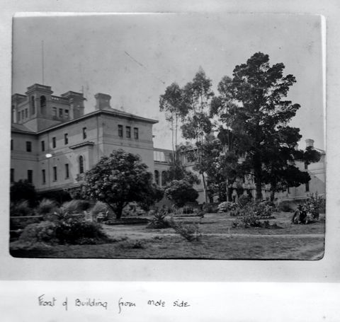 Aradale Lunatic Asylum - Surfers Paradise Gold Coast 0